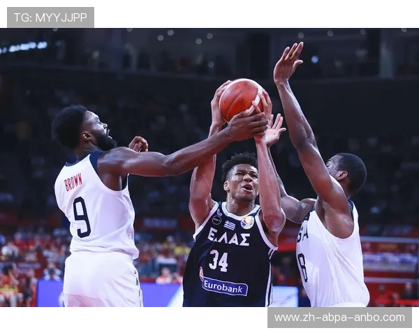 火箭队与雄鹿队比赛录像的战术分析与总结